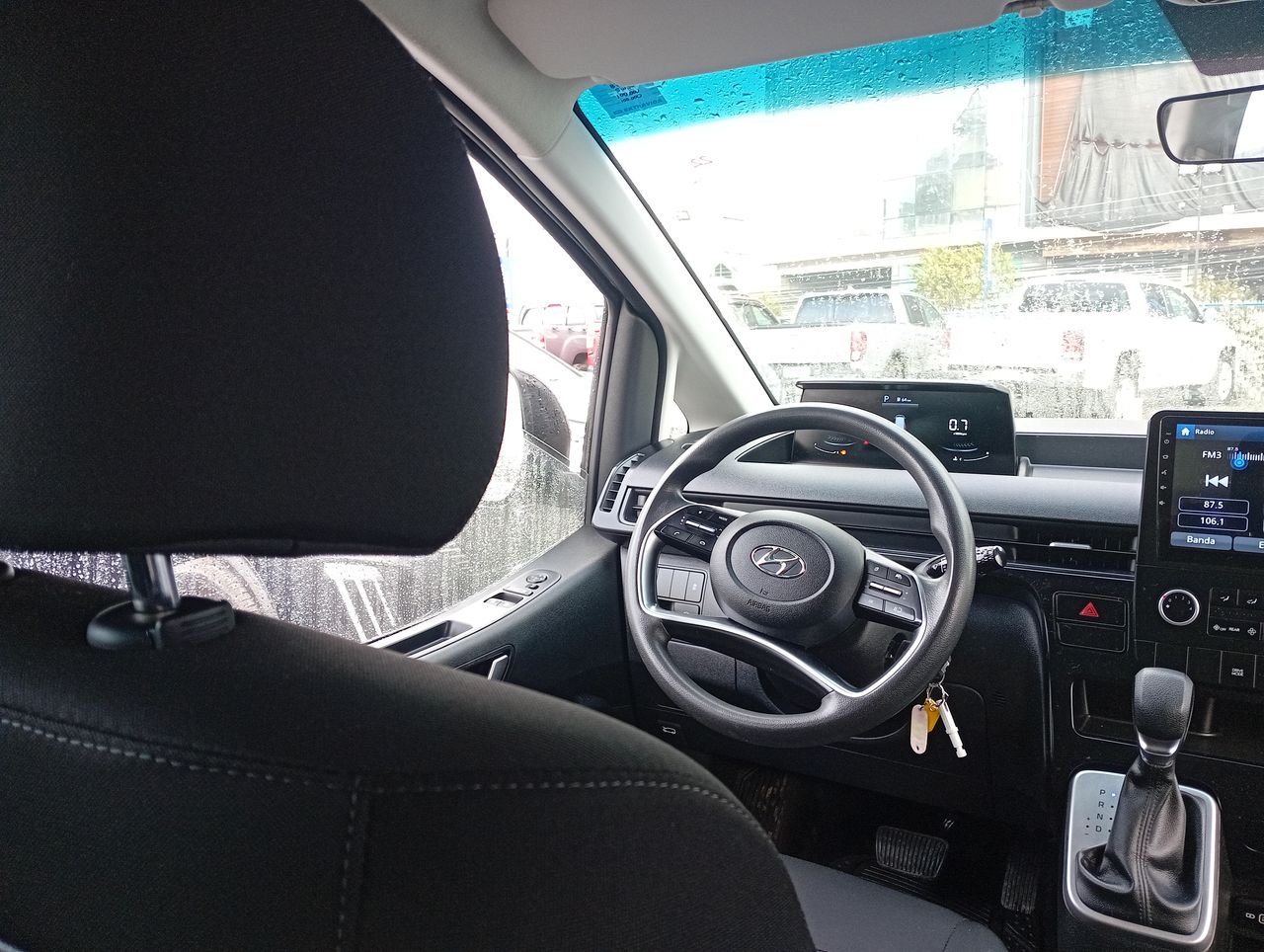 HYUNDAI - 6