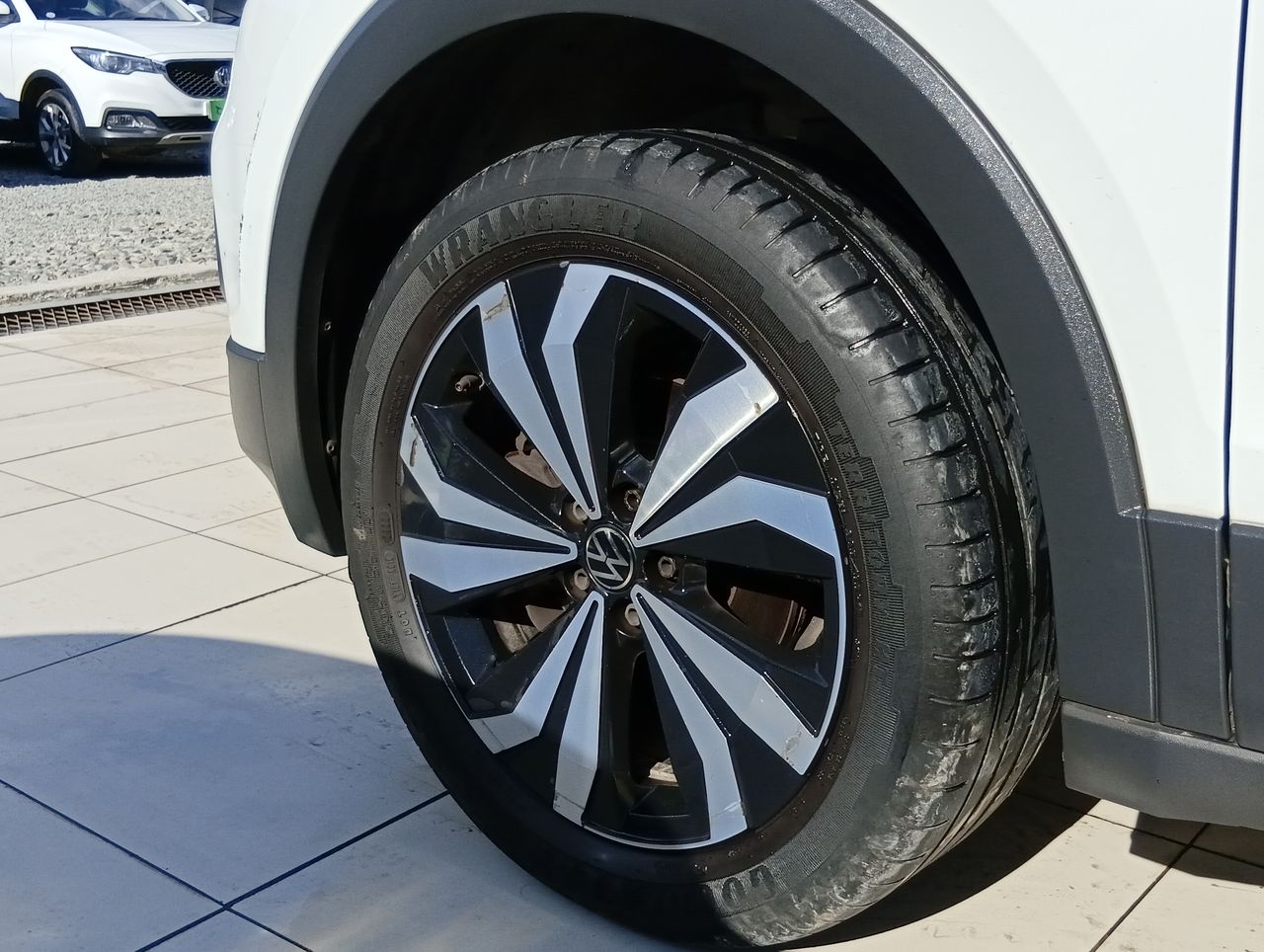 Volkswagen T-Cross — foto 10 de 27