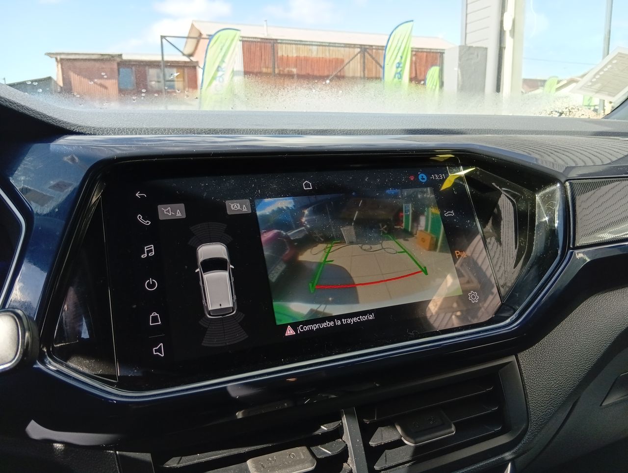 Volkswagen T-Cross — foto 21 de 27