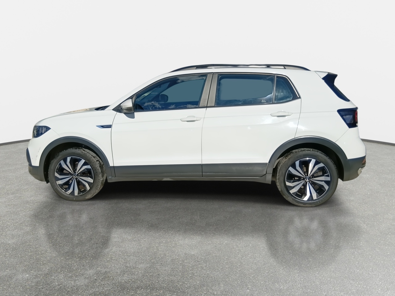 VOLKSWAGEN - 4