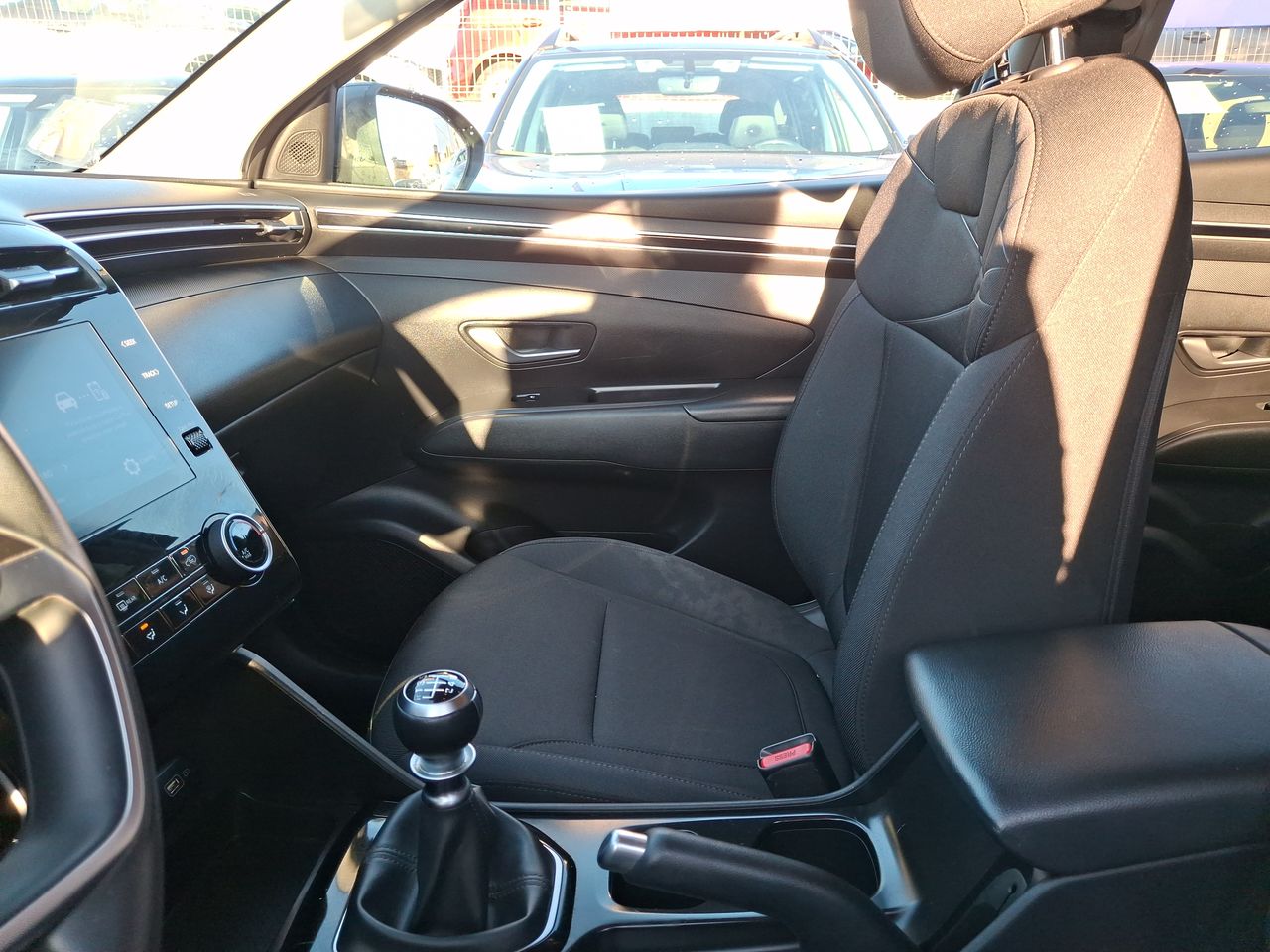 HYUNDAI - 1