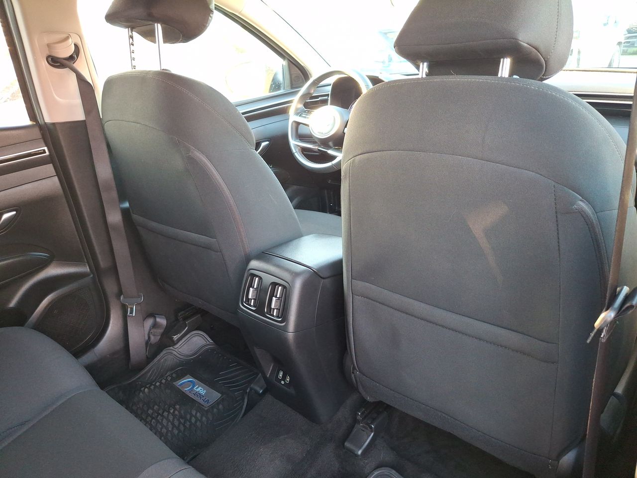 HYUNDAI - 4