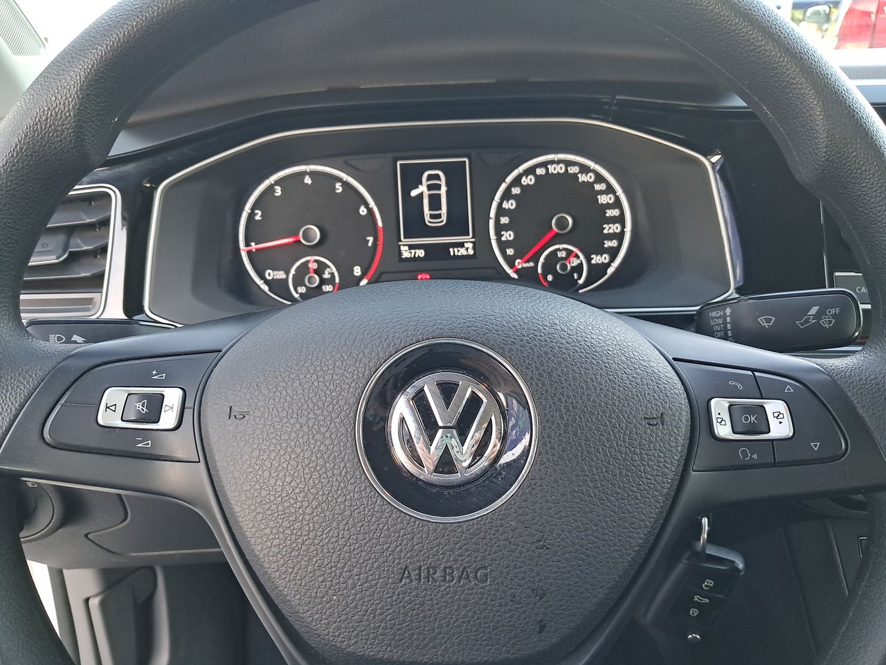 VOLKSWAGEN - 25