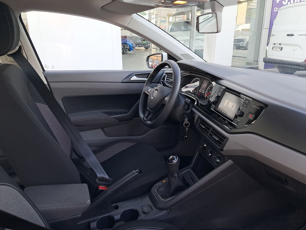 VOLKSWAGEN - 16
