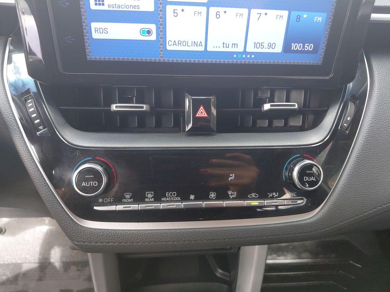 Toyota Corolla Cross — foto 30 de 34