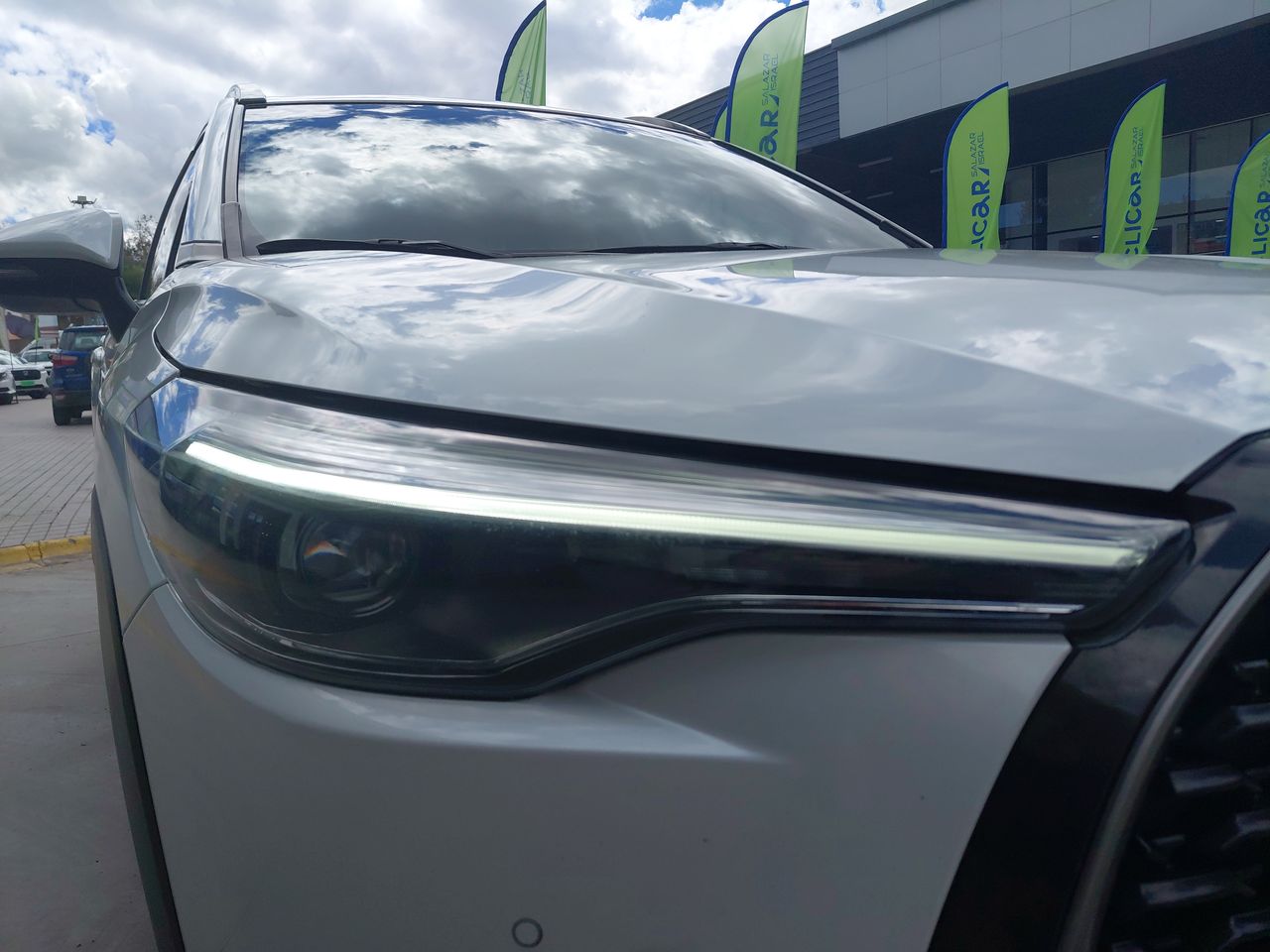 Toyota Corolla Cross — foto 19 de 34