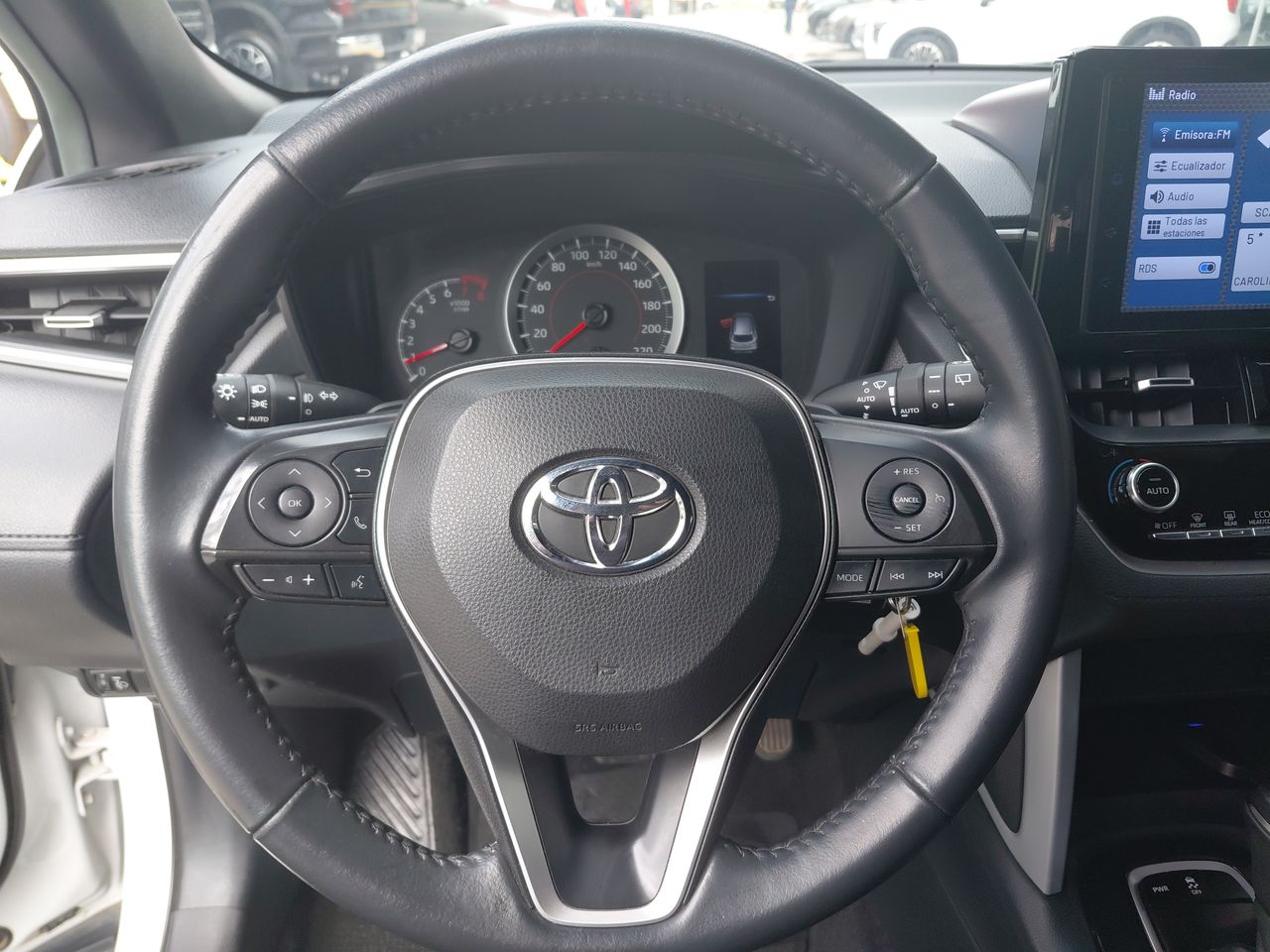 Toyota Corolla Cross — foto 25 de 34