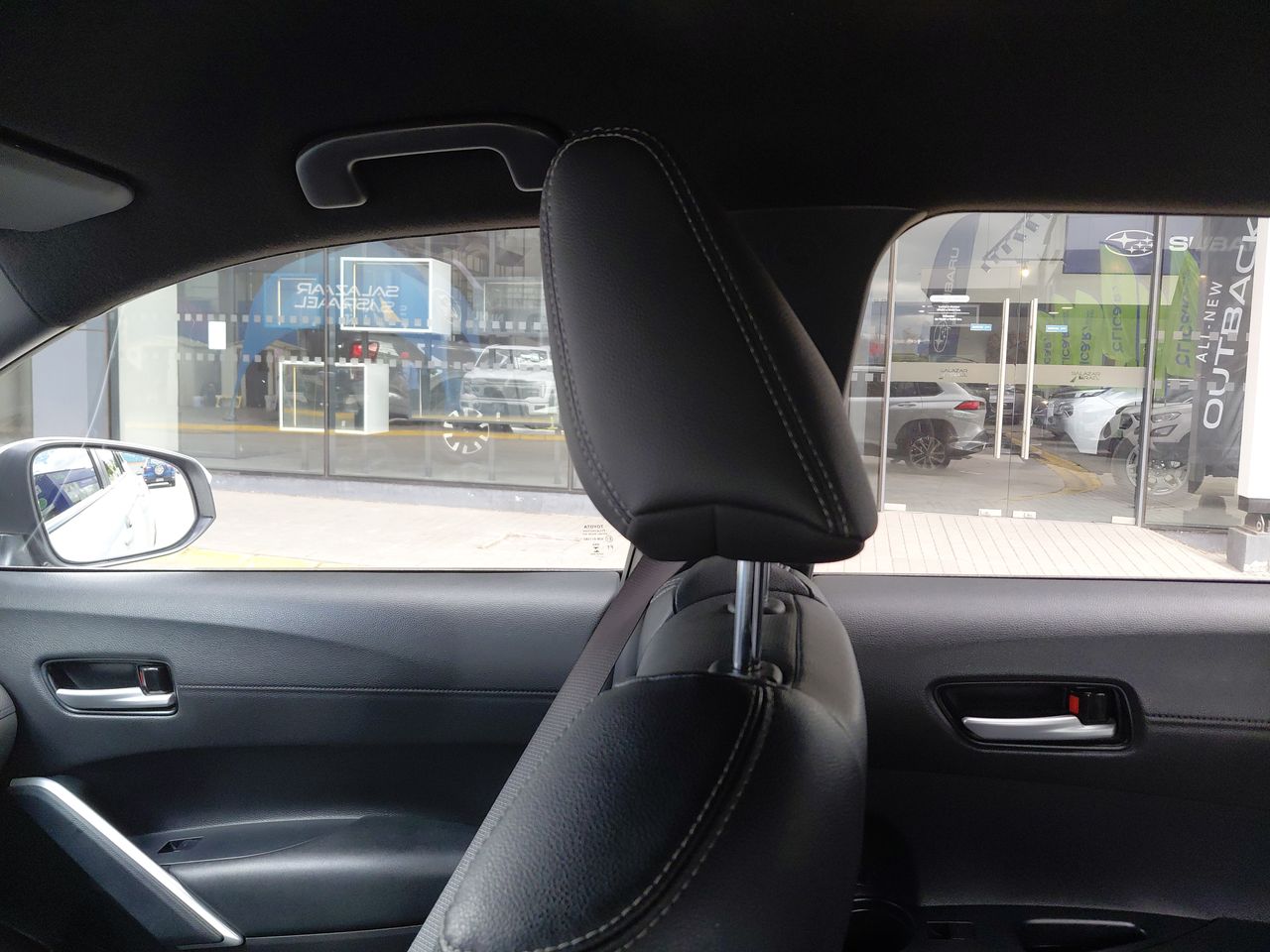 Toyota Corolla Cross — foto 12 de 34