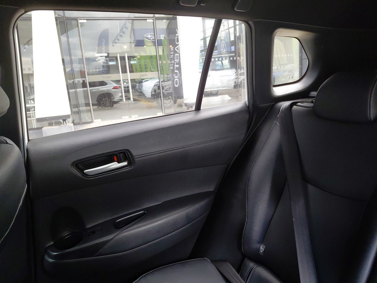 Toyota Corolla Cross — foto 13 de 34