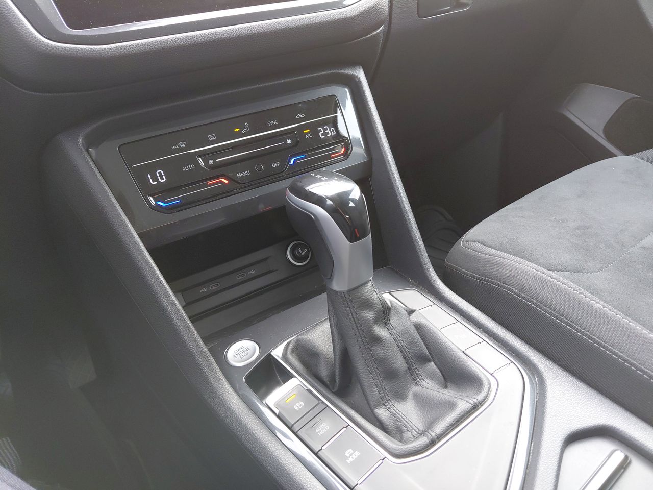 VOLKSWAGEN - 20