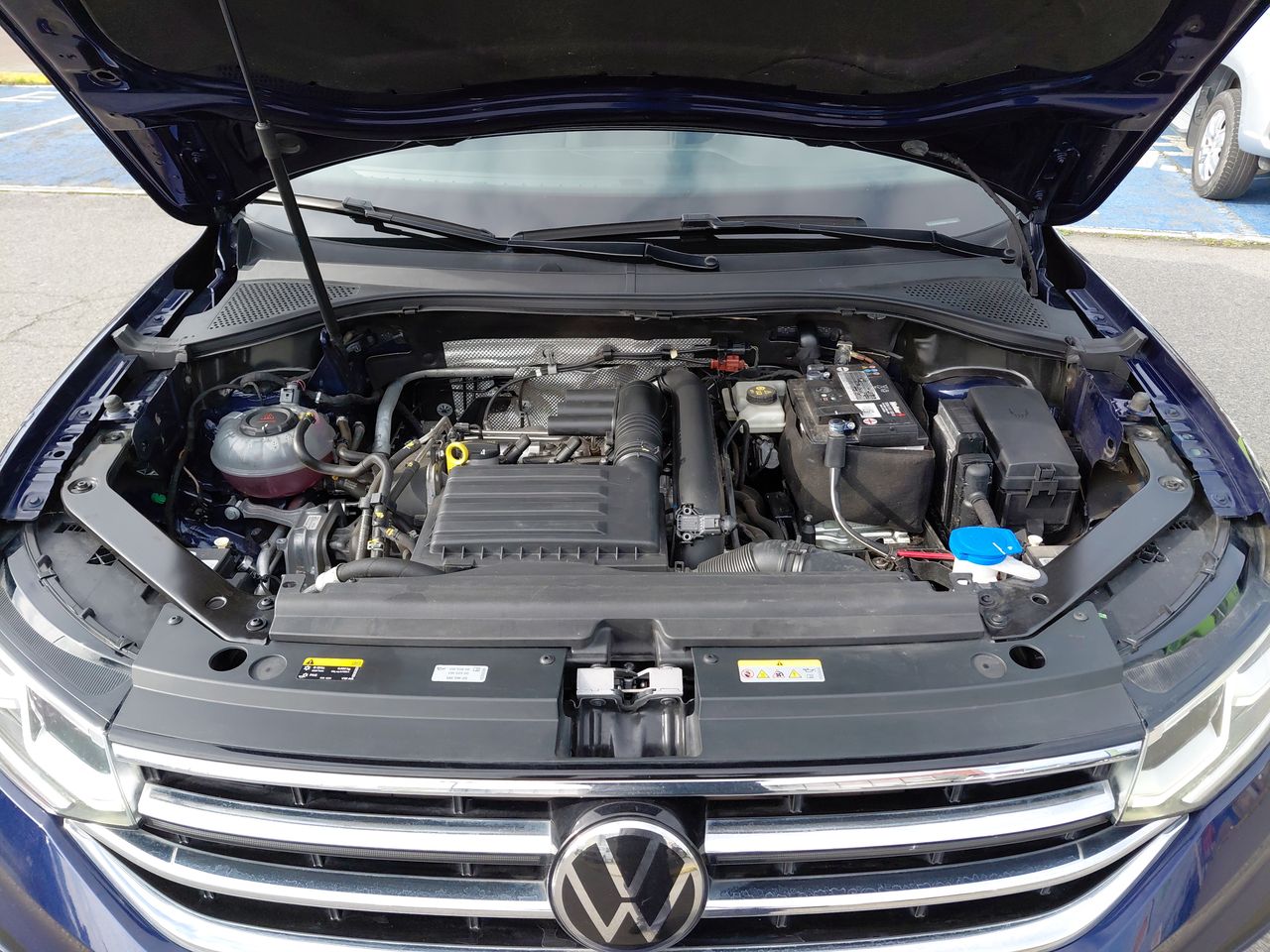VOLKSWAGEN - 8