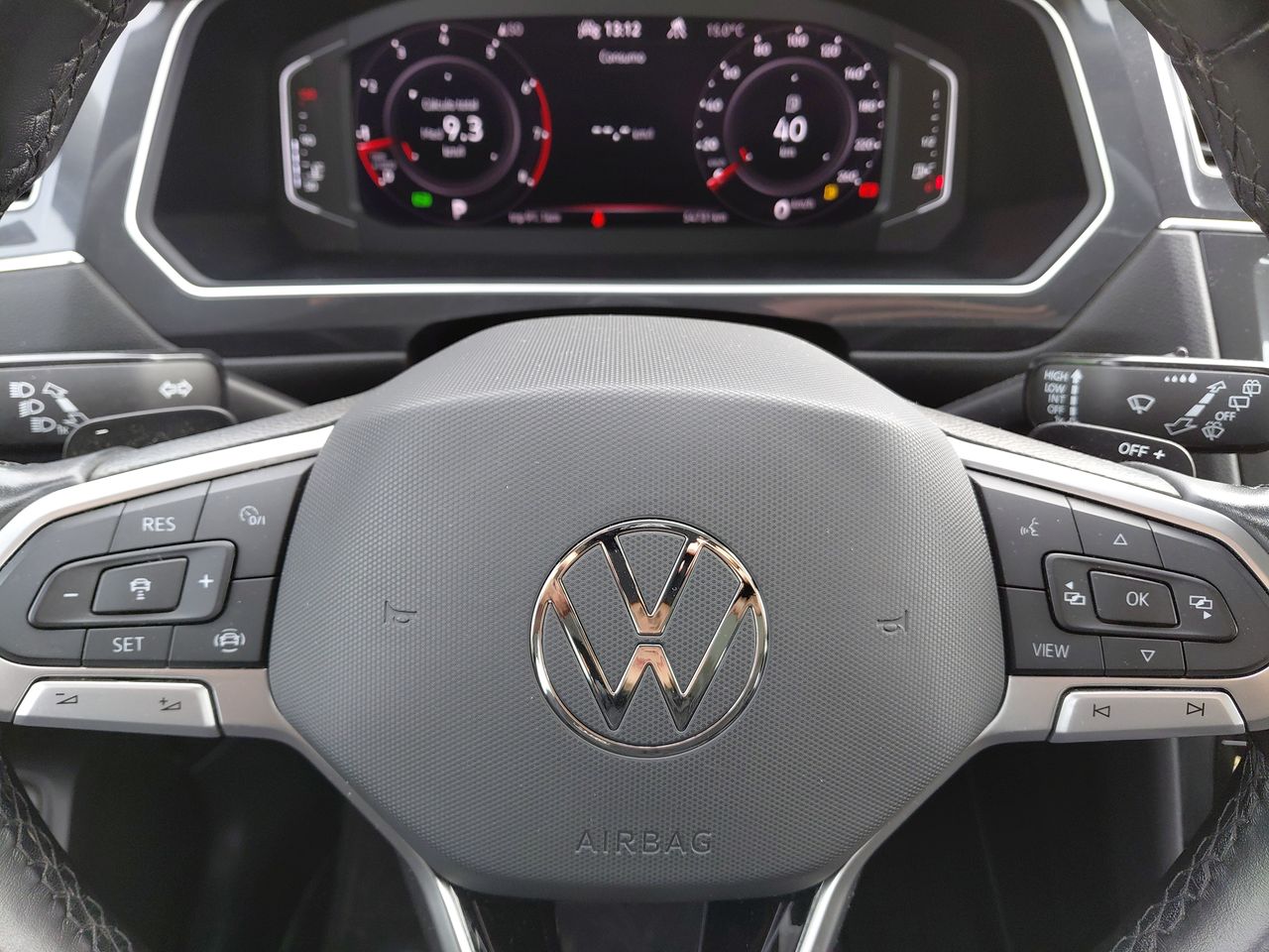 VOLKSWAGEN - 15