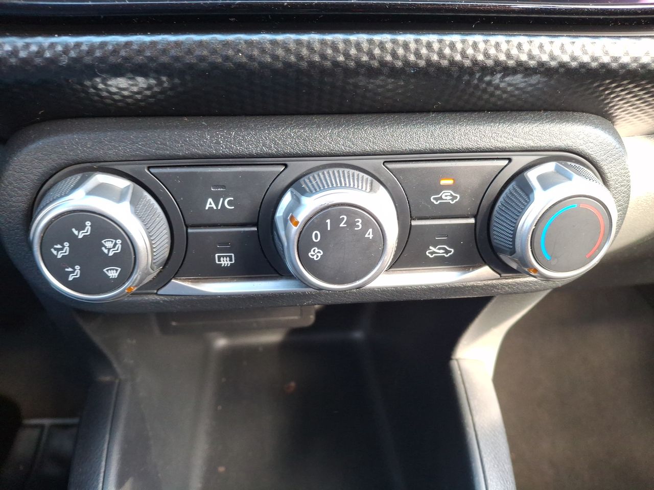 Geely Gx3 Pro — foto 23 de 28