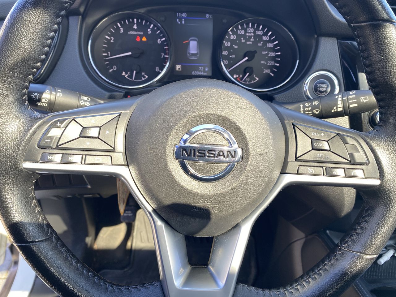 NISSAN - 26