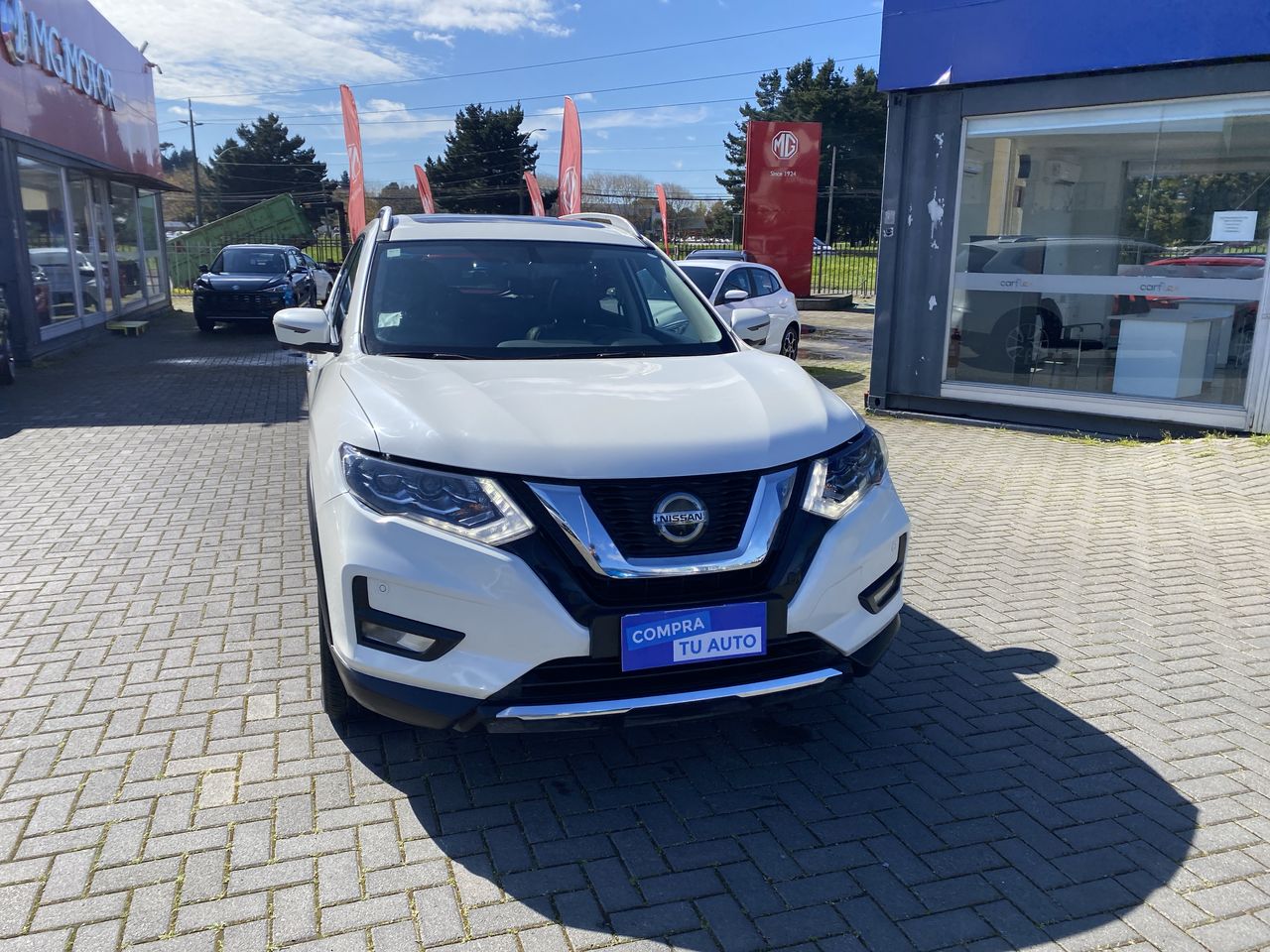 NISSAN - 2