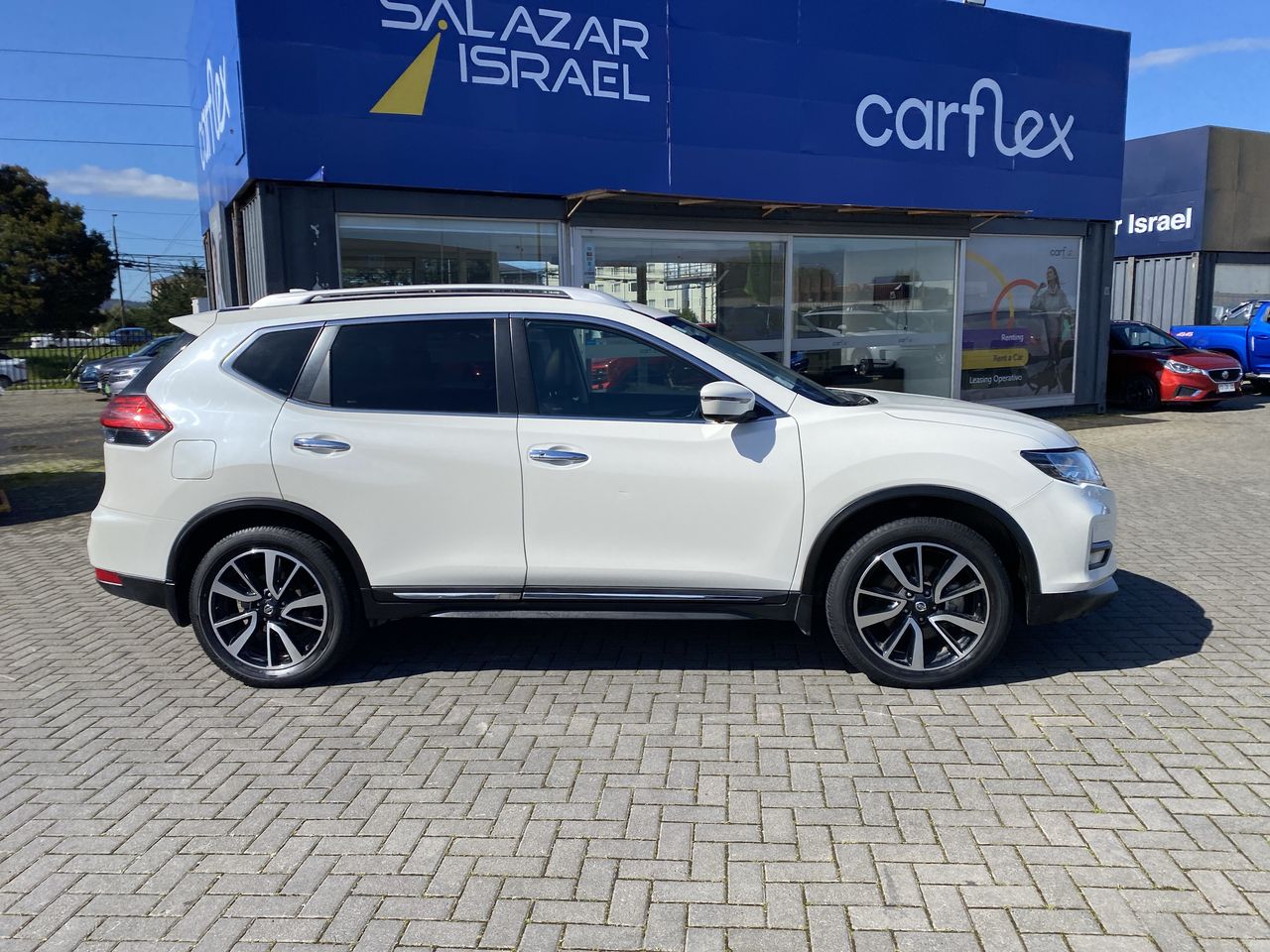 NISSAN - 8