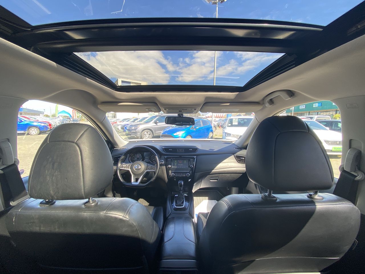NISSAN - 9