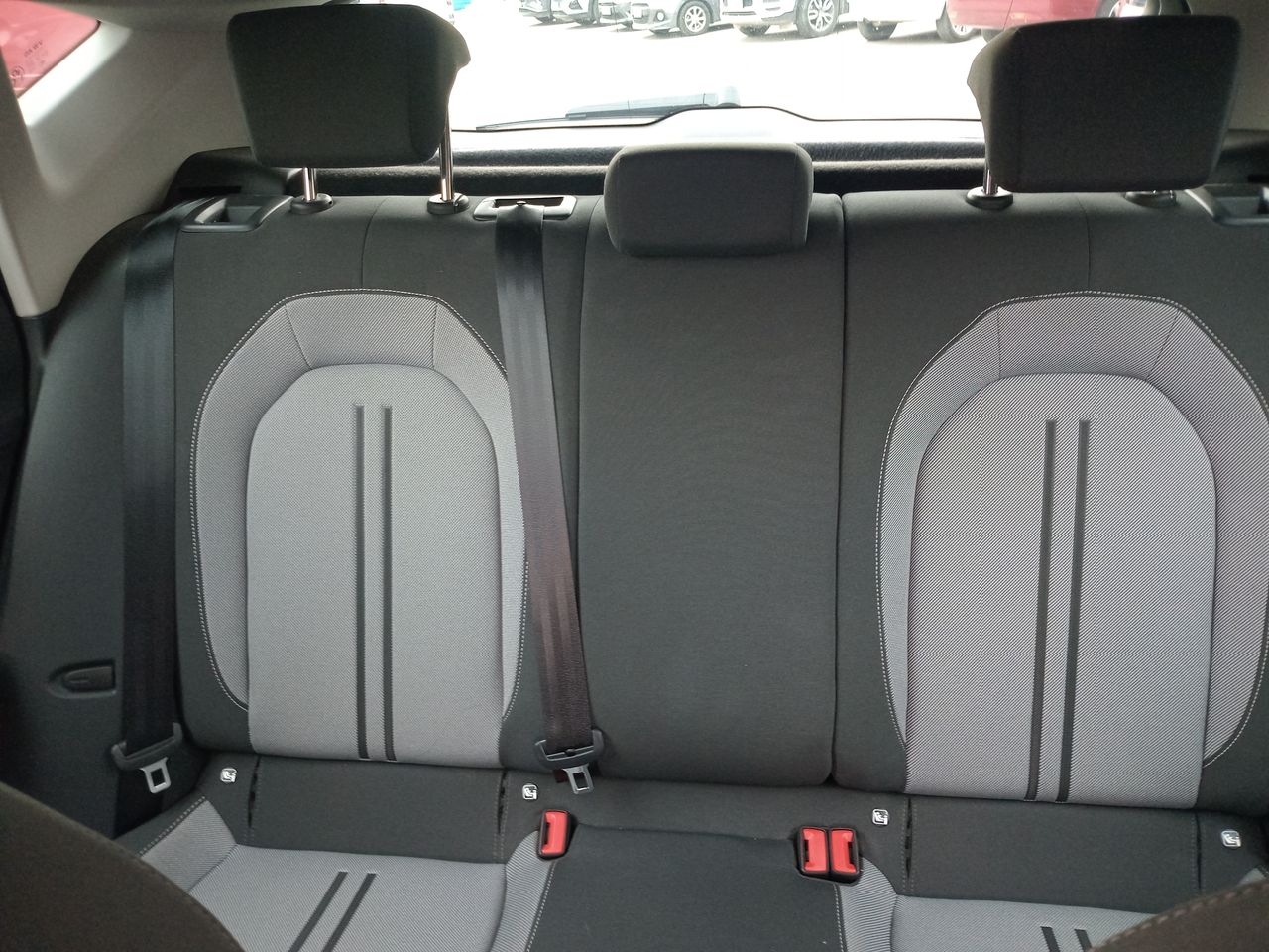 SEAT - 32