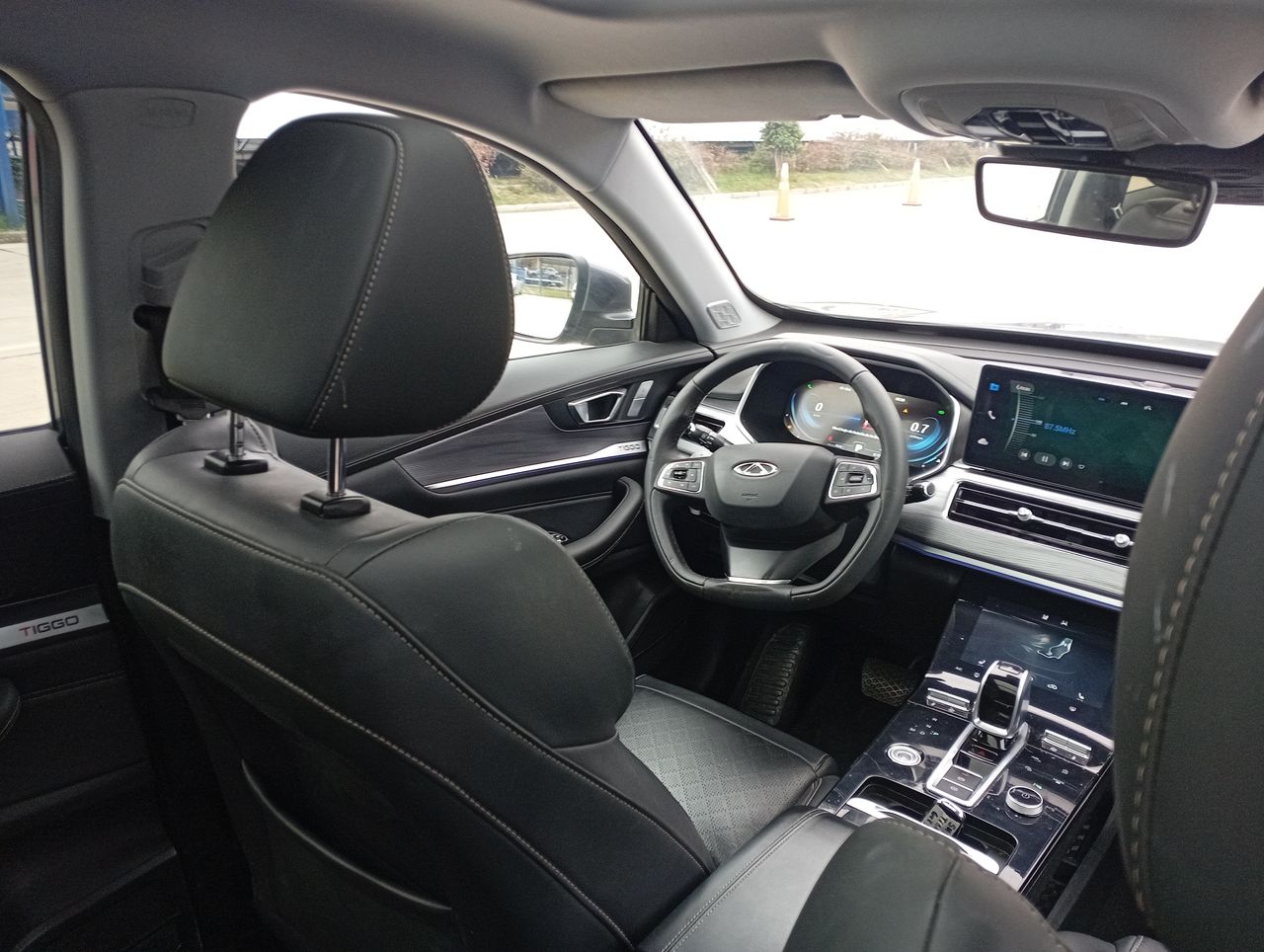 Chery Tiggo 8 Pro — foto 9 de 20