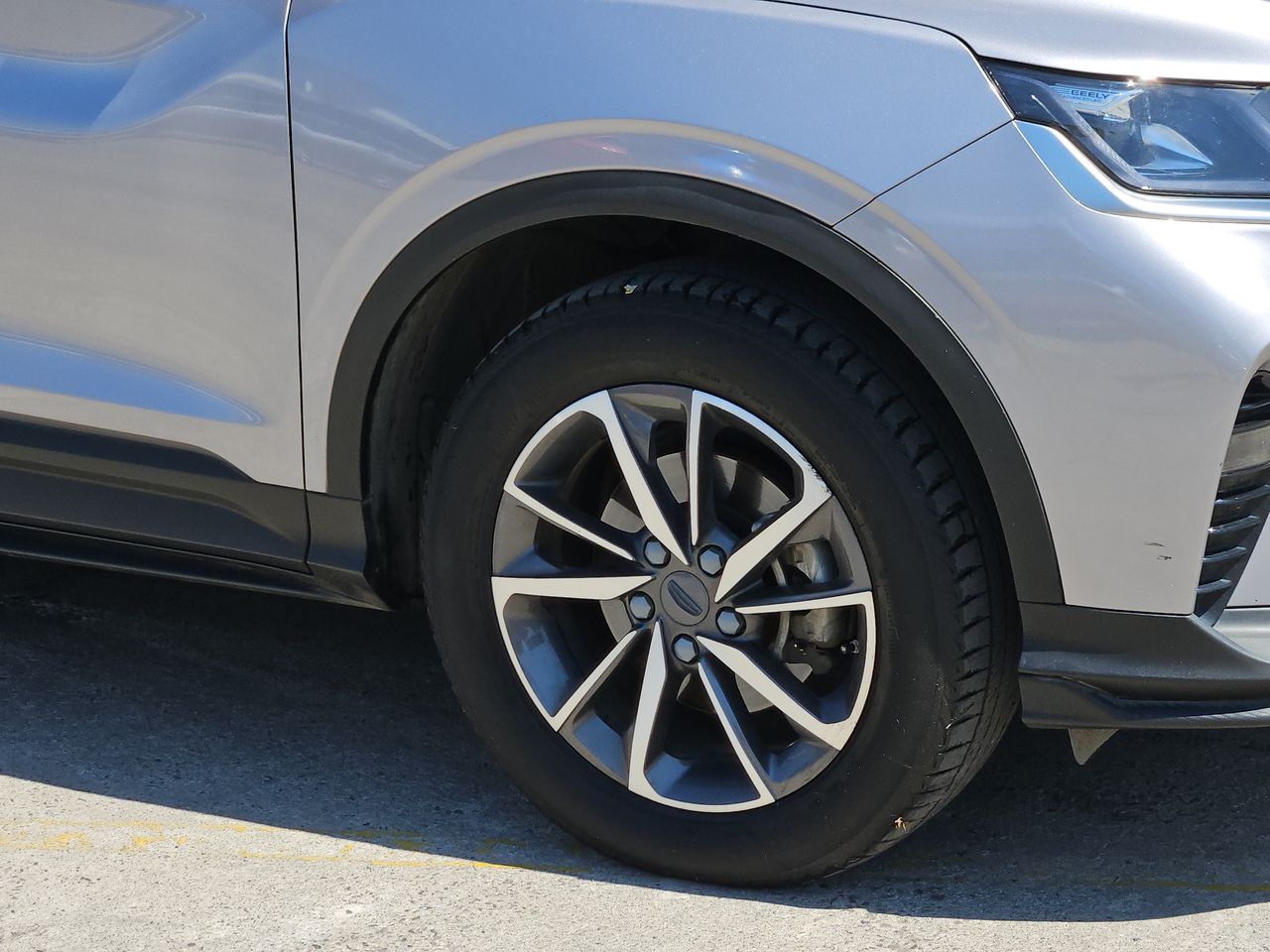 GEELY - 17
