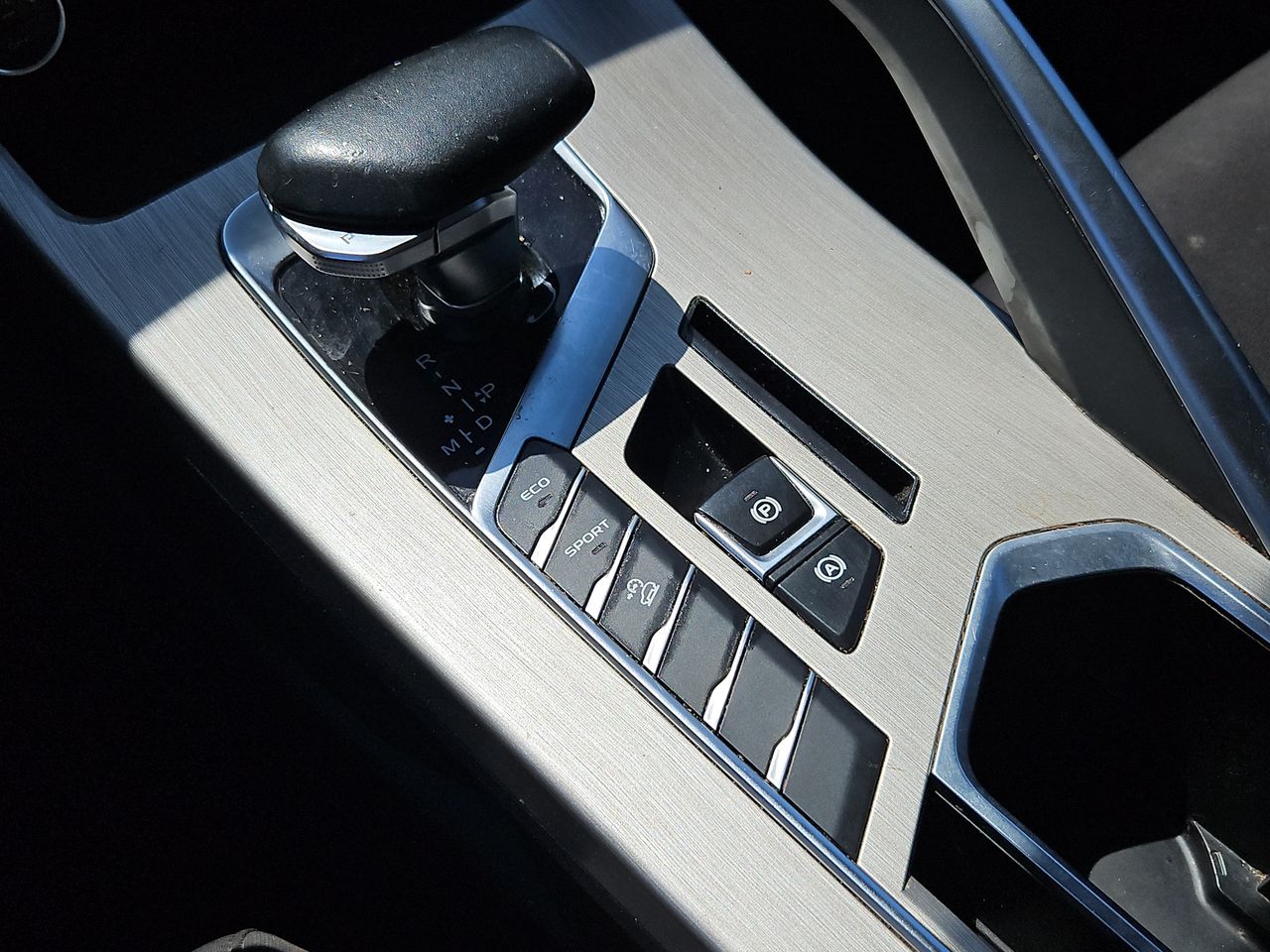 GEELY - 31