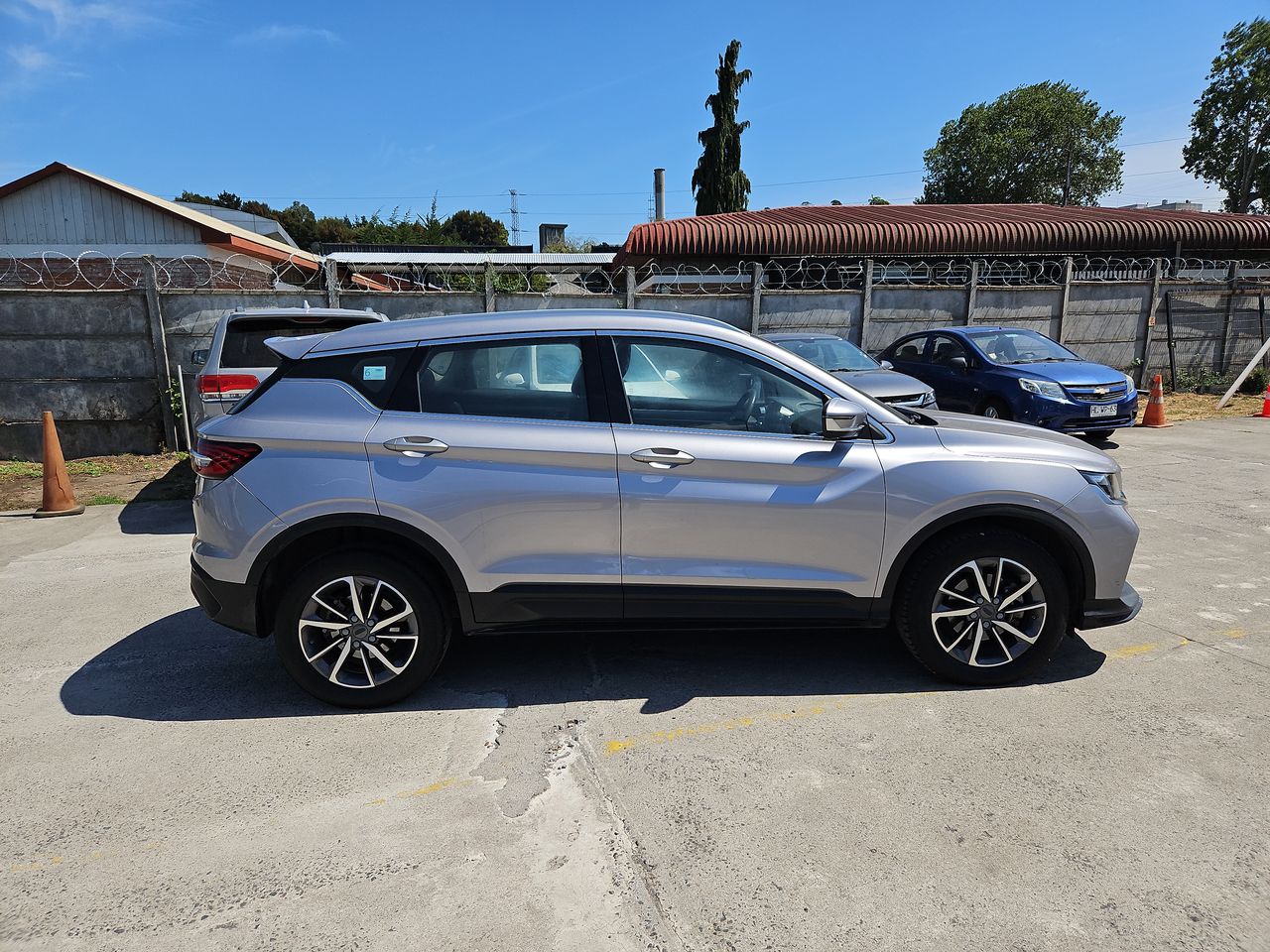 GEELY - 4