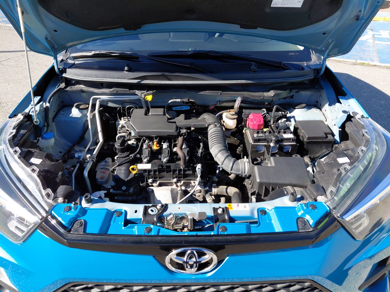 TOYOTA - 16