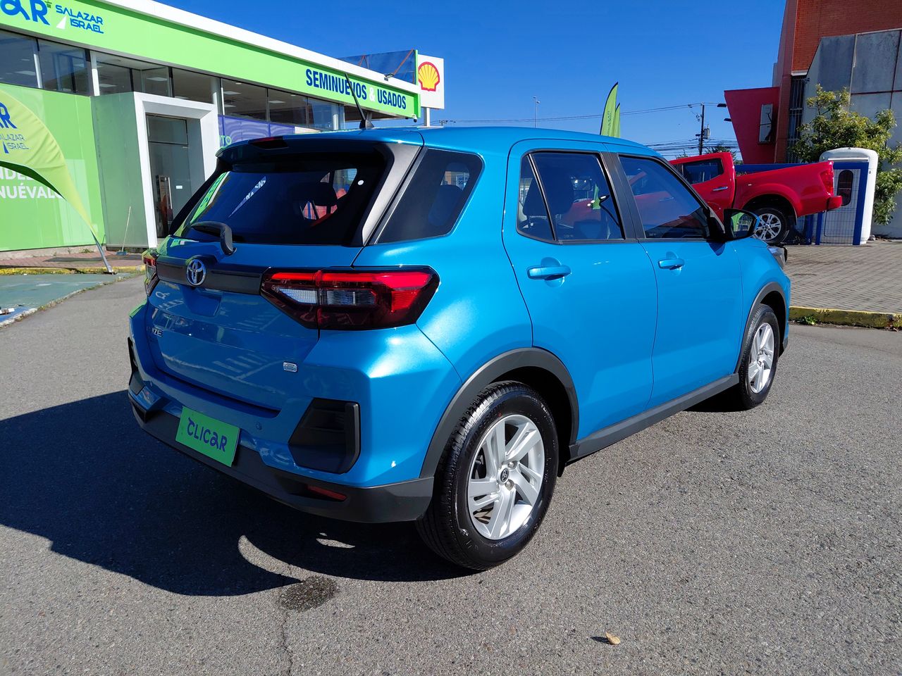 TOYOTA - 7