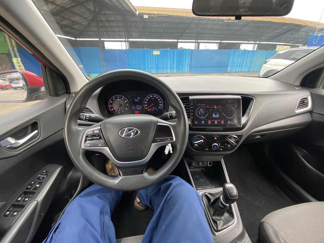 HYUNDAI - 30