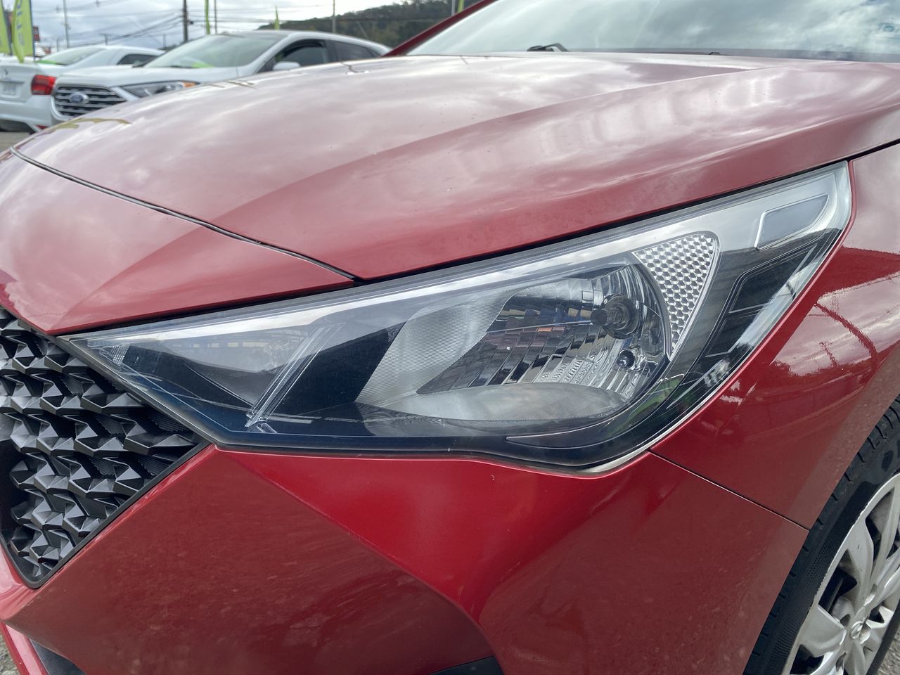 HYUNDAI - 18