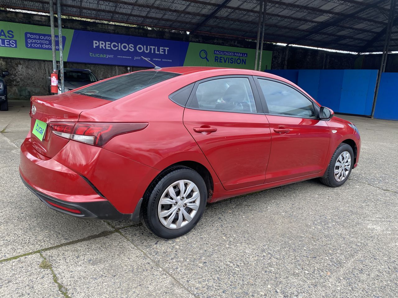 HYUNDAI - 7