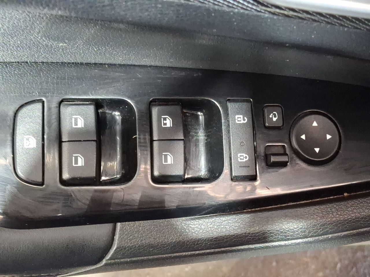 KIA Sportage — foto 23 de 35