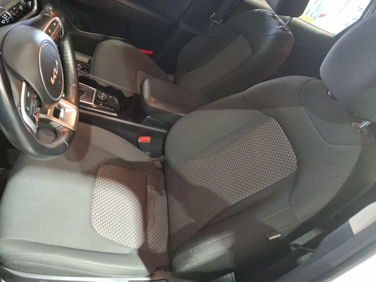 KIA Sportage — foto 24 de 35