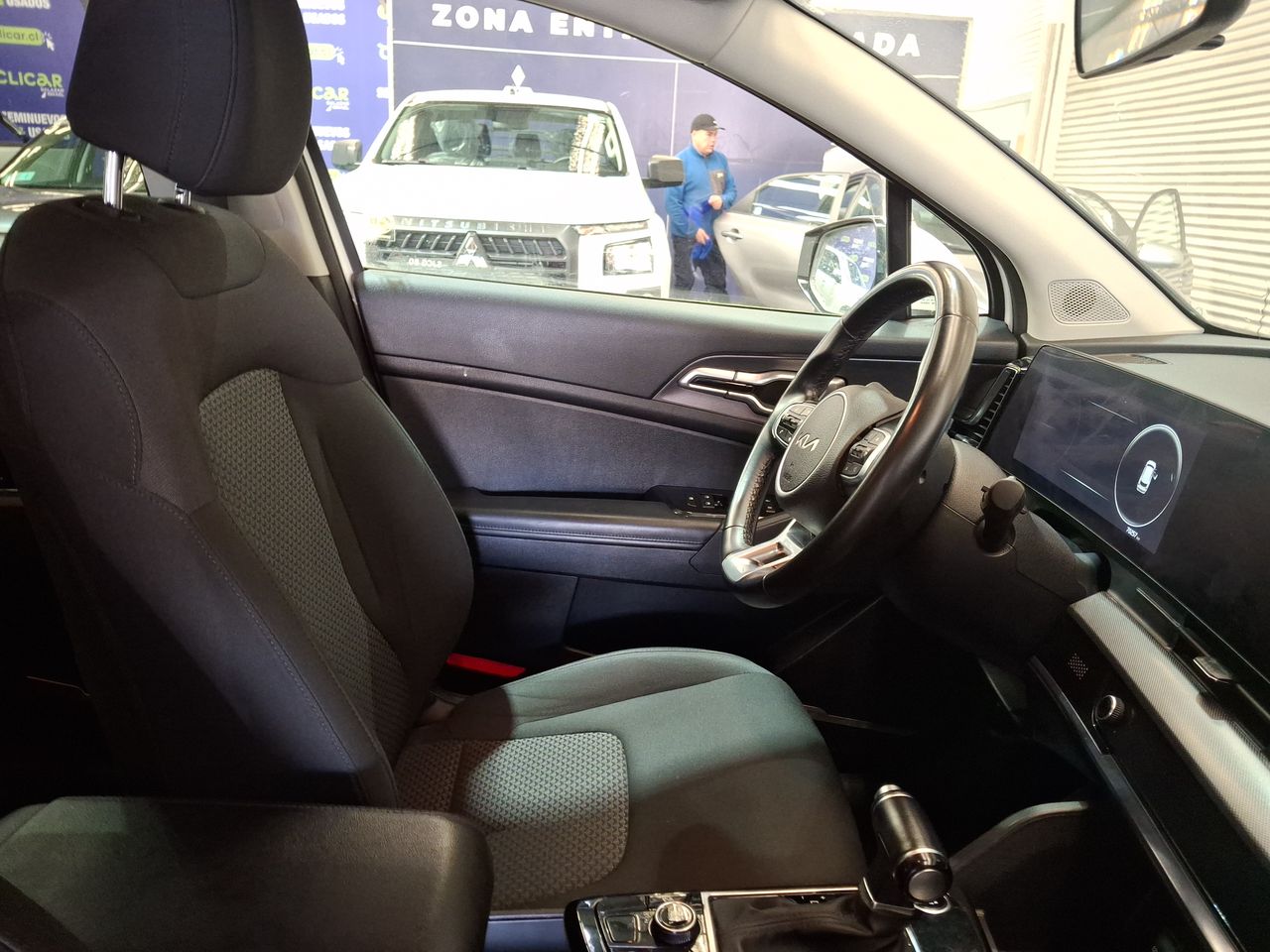 KIA Sportage — foto 17 de 35