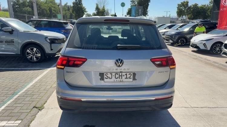 VOLKSWAGEN - 5