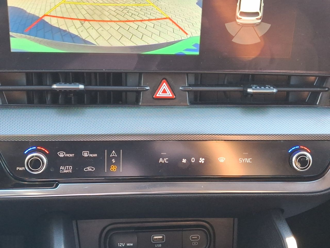 KIA Sportage — foto 30 de 35