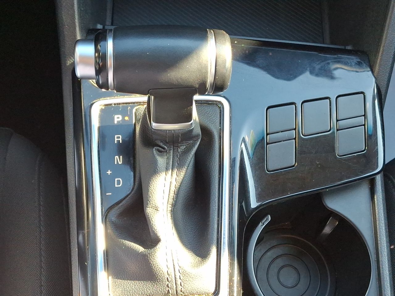 KIA Sportage — foto 31 de 35