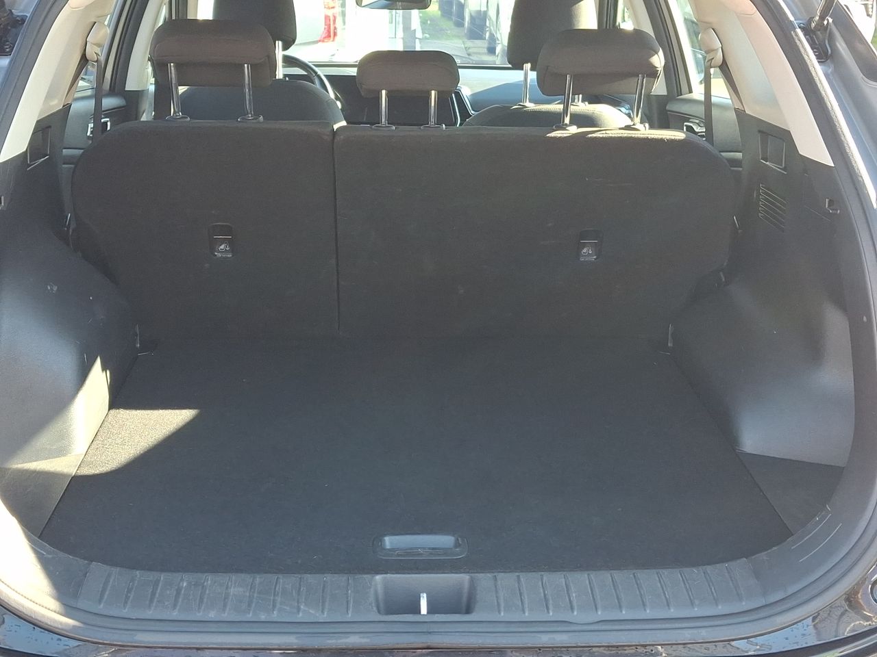 KIA Sportage — foto 22 de 35