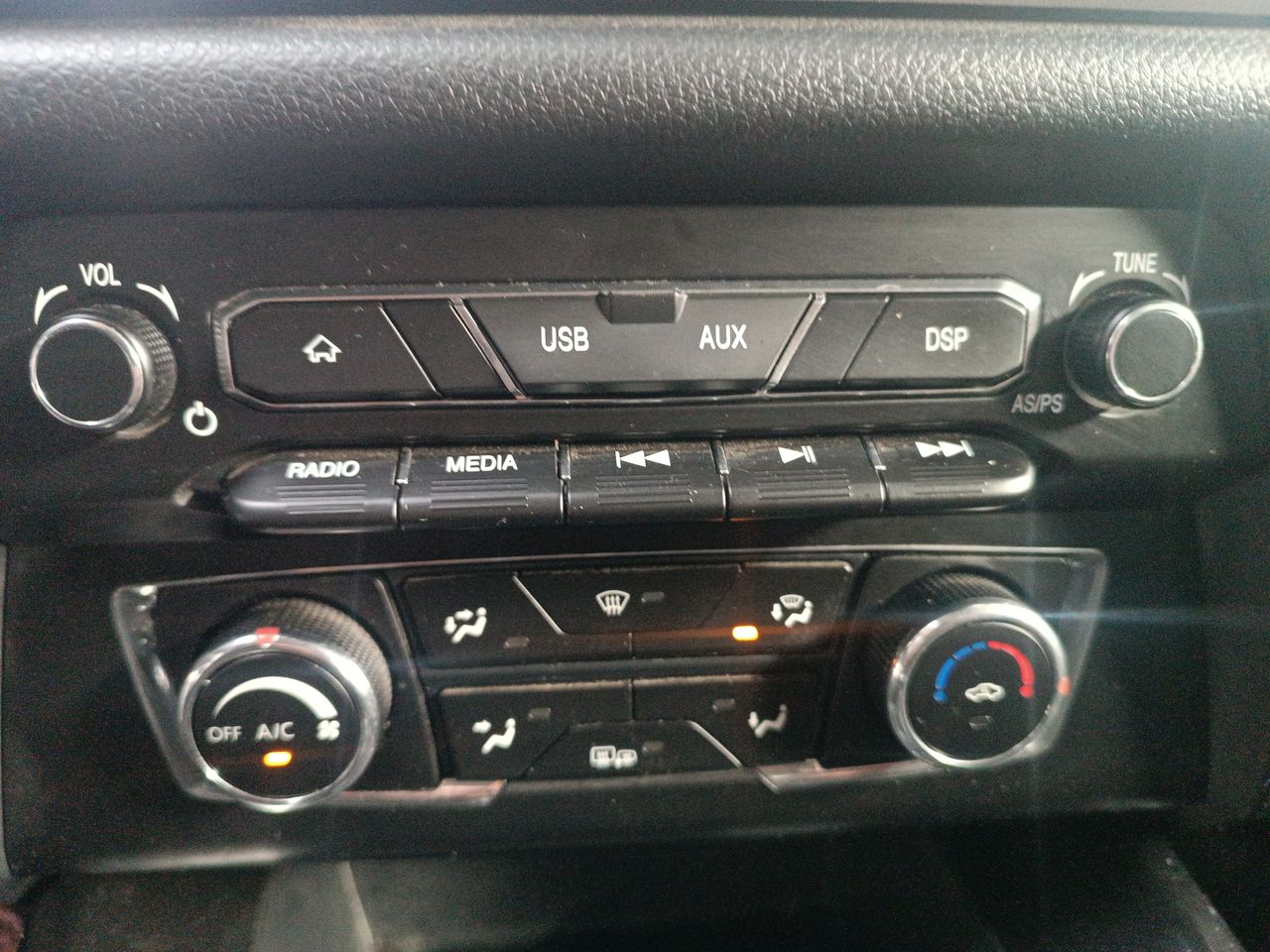 DFSK - 30