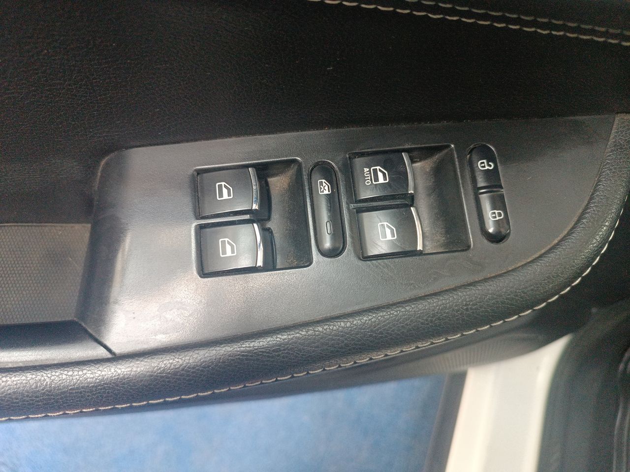 DFSK - 23