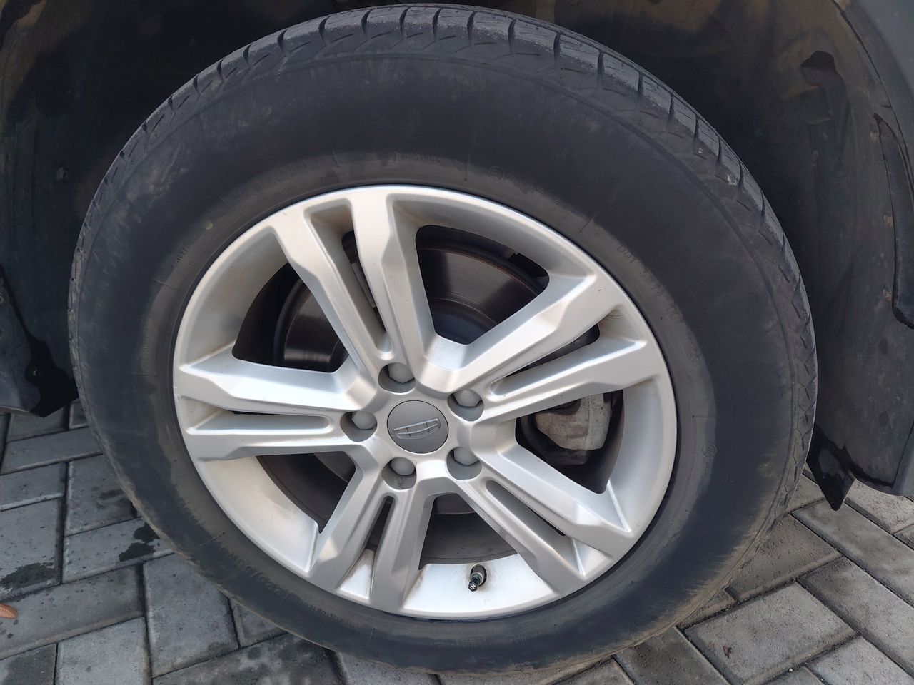 GEELY - 7