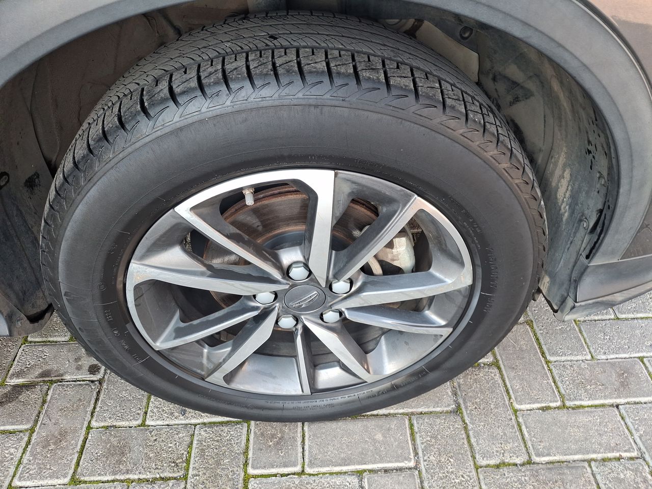 GEELY - 9