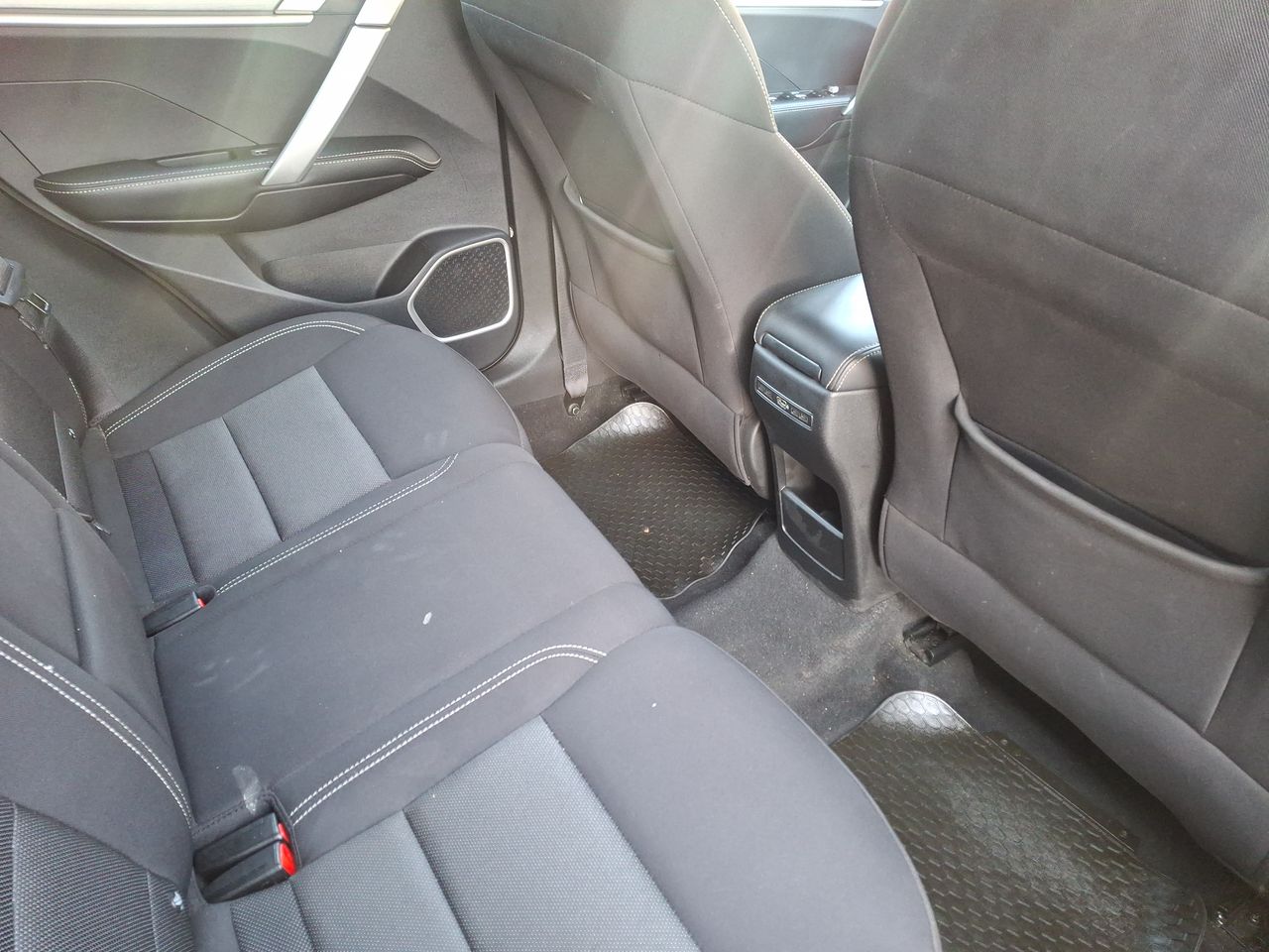 GEELY - 4