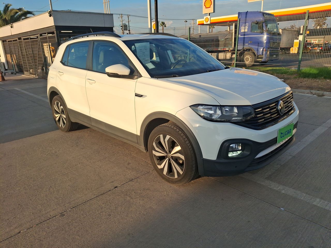 VOLKSWAGEN - 1