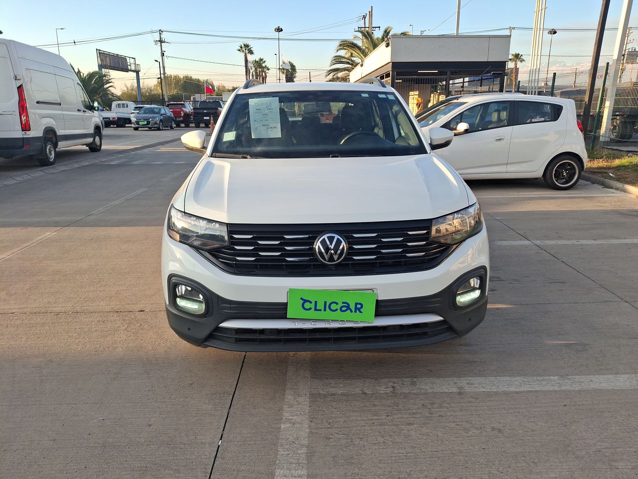 VOLKSWAGEN - 2