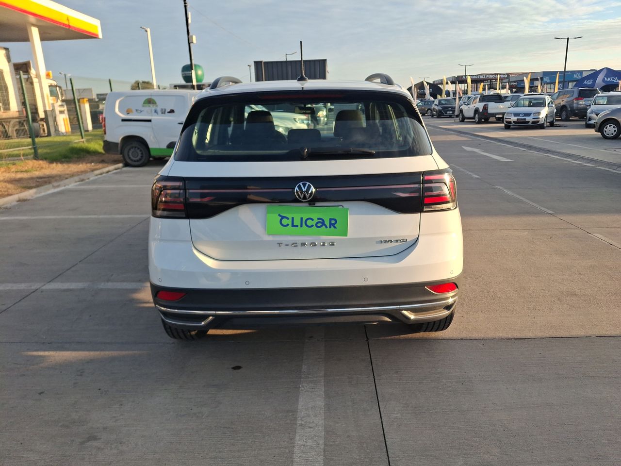 VOLKSWAGEN - 6