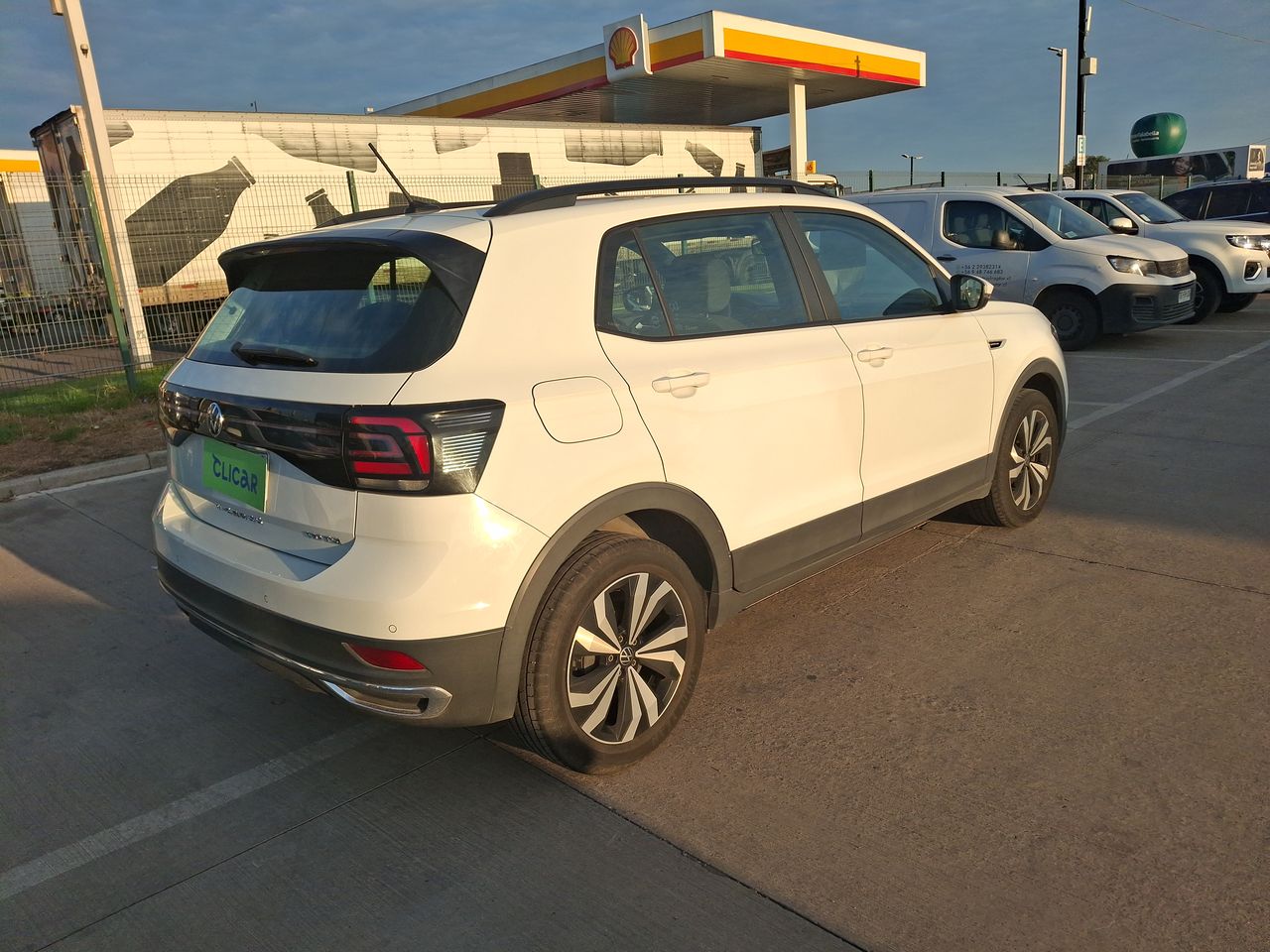 VOLKSWAGEN - 7