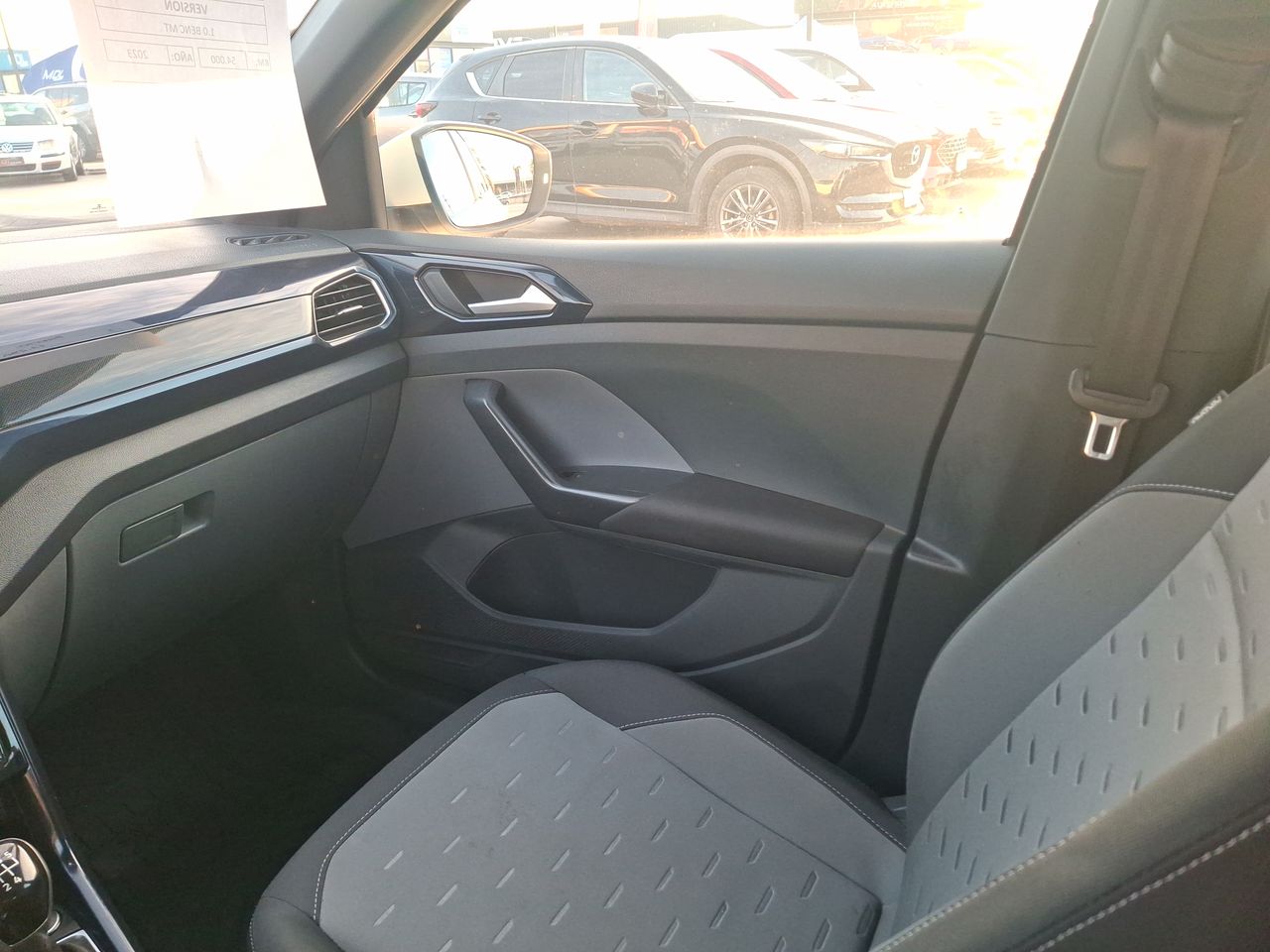 VOLKSWAGEN - 10