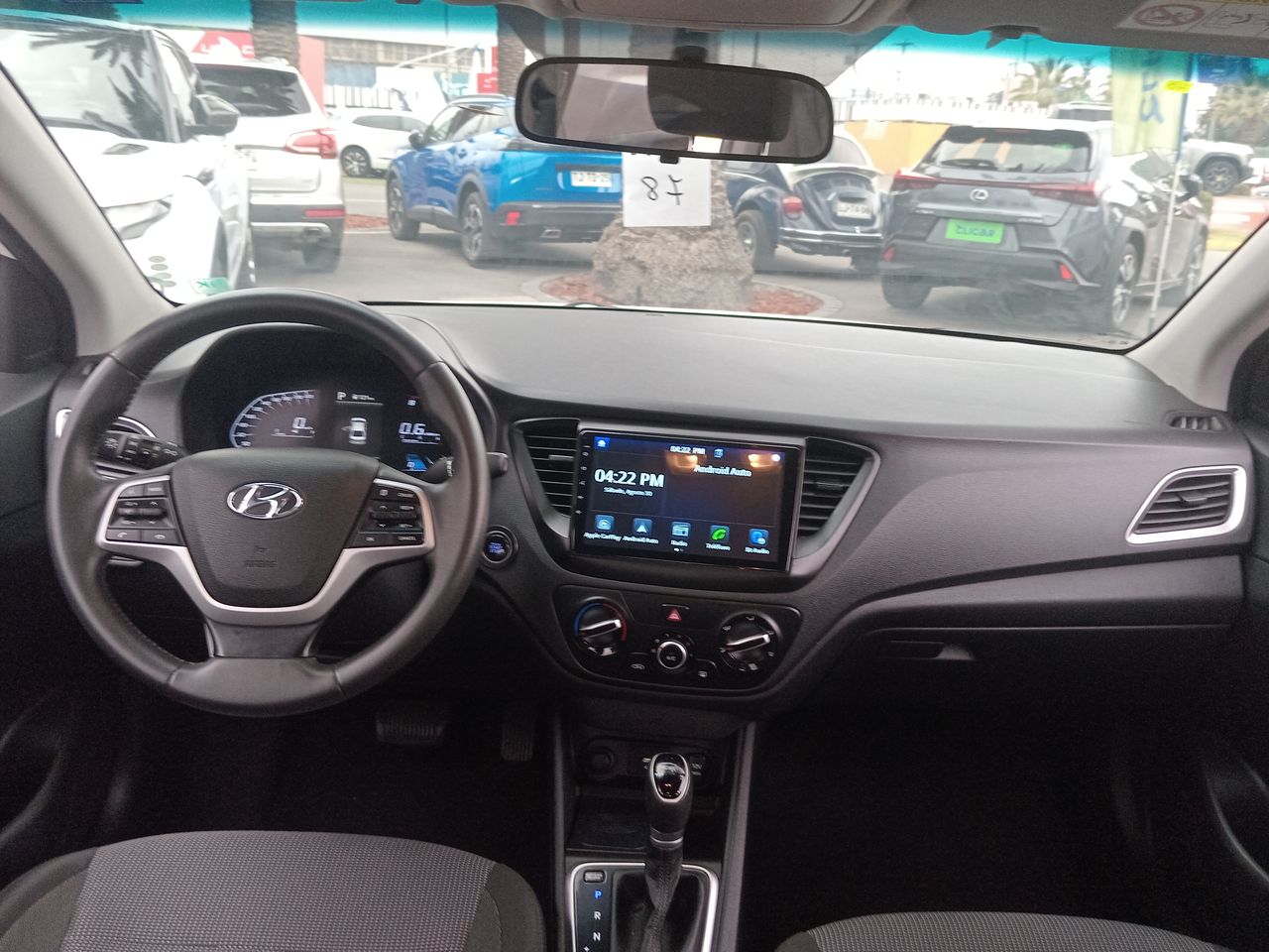 HYUNDAI - 33