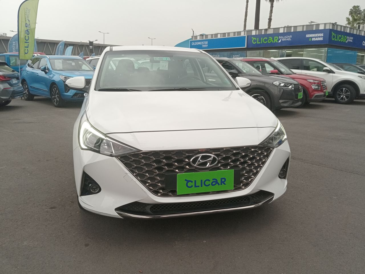 HYUNDAI - 2